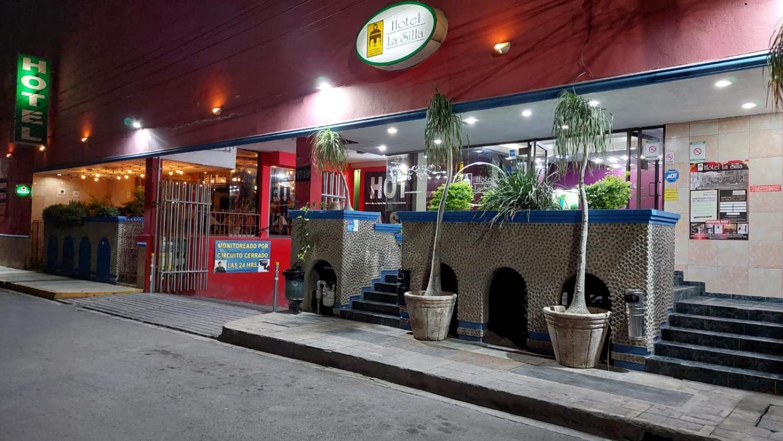 Hotel La Silla Monterrey Buitenkant foto