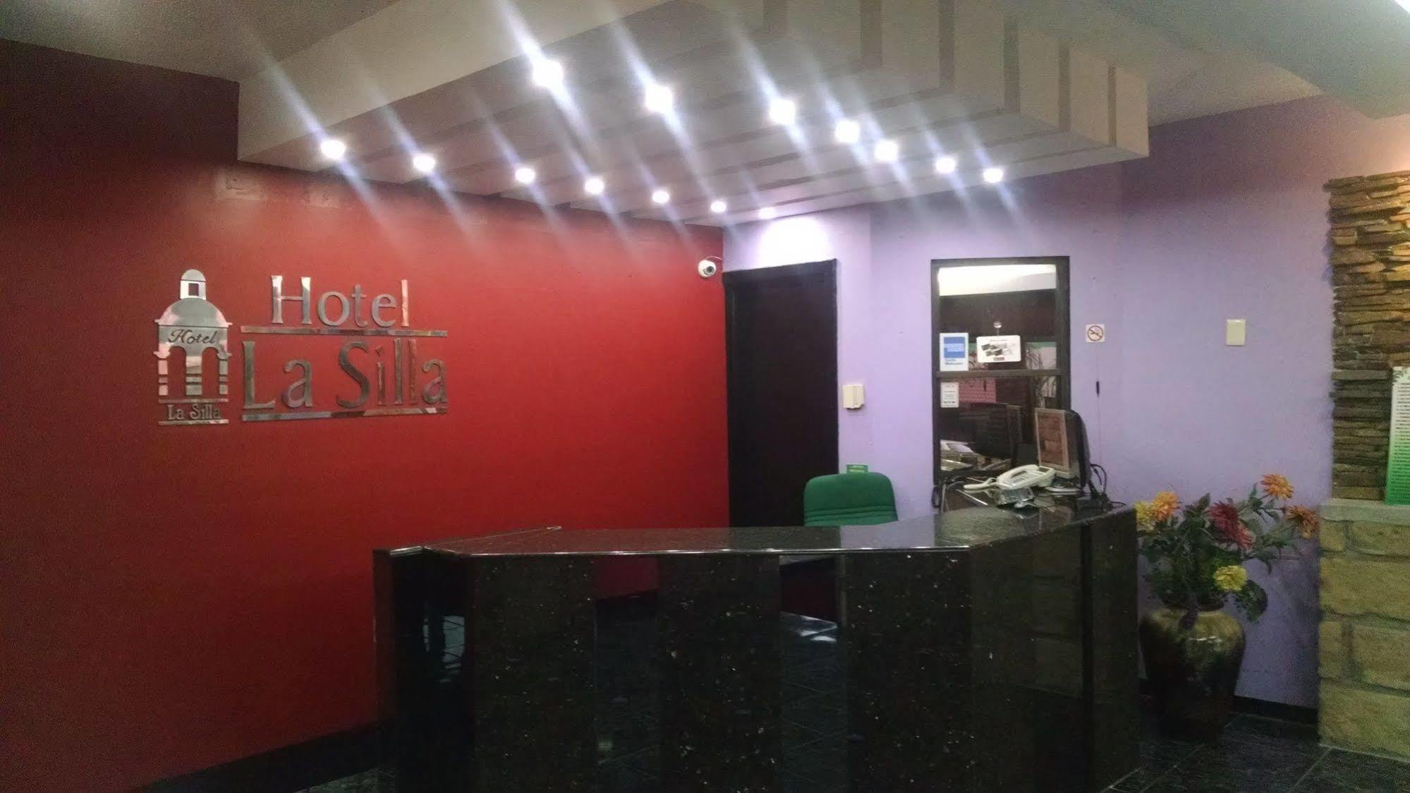 Hotel La Silla Monterrey Buitenkant foto